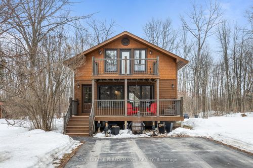 1113 Armstrong Rd, Cumberland, ON, K4C1A5 | Card Image