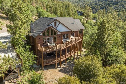 39737 Pinon Ct, Fawnskin, CA, 92333-1060 | Card Image