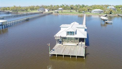 191 Oliver St, Lake Charles, LA, 70607-8513 | Card Image