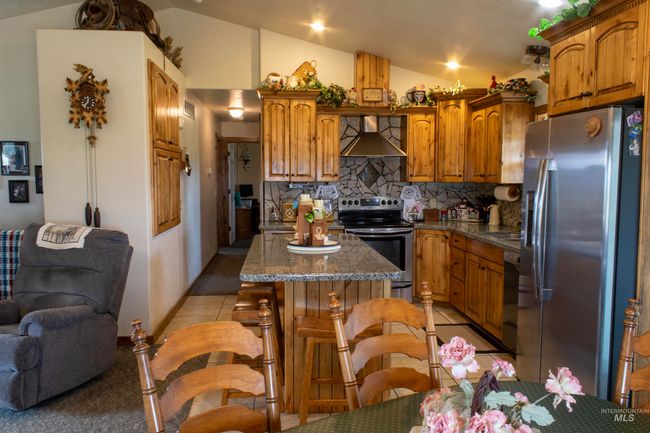 2318 S Elba Almo Rd, House other with 4 bedrooms, 2 bathrooms and 2 parking in Elba ID | Image 8