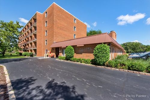 apt-308-255 S West Ave, Elmhurst, IL, 60126-3064 | Card Image