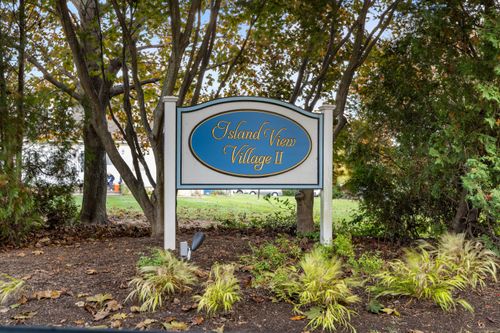 226-226 Austin Ryer Ln, Branford, CT, 06405-2677 | Card Image