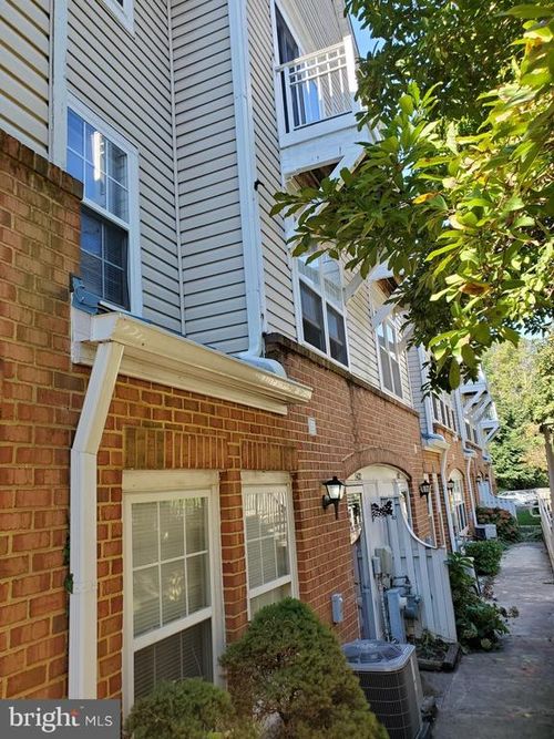 8-6422 Bayberry Ct, ELKRIDGE, MD, 21075-6921 | Card Image