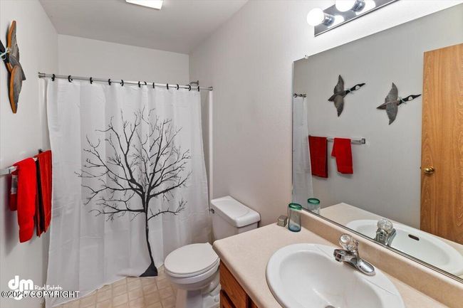 Cabin full bath | Image 12