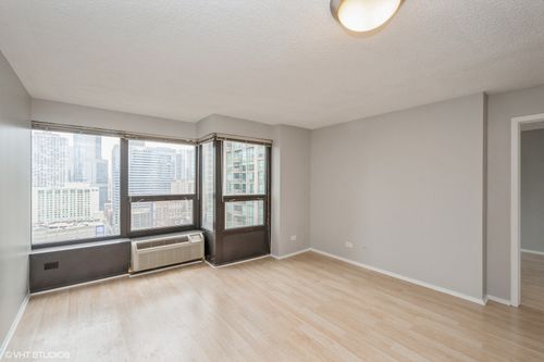 apt-2503-30 Huron St, Chicago, IL, 60611-4704 | Card Image