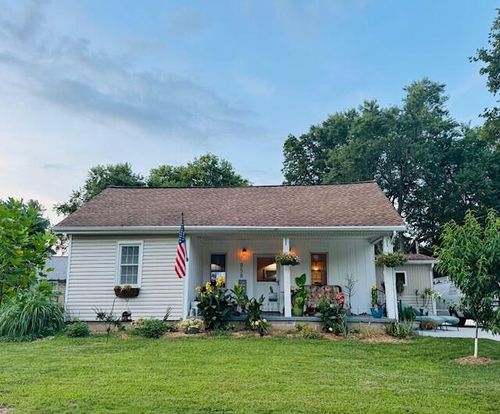 858 Main St, Groveport, OH, 43125-1442 | Card Image
