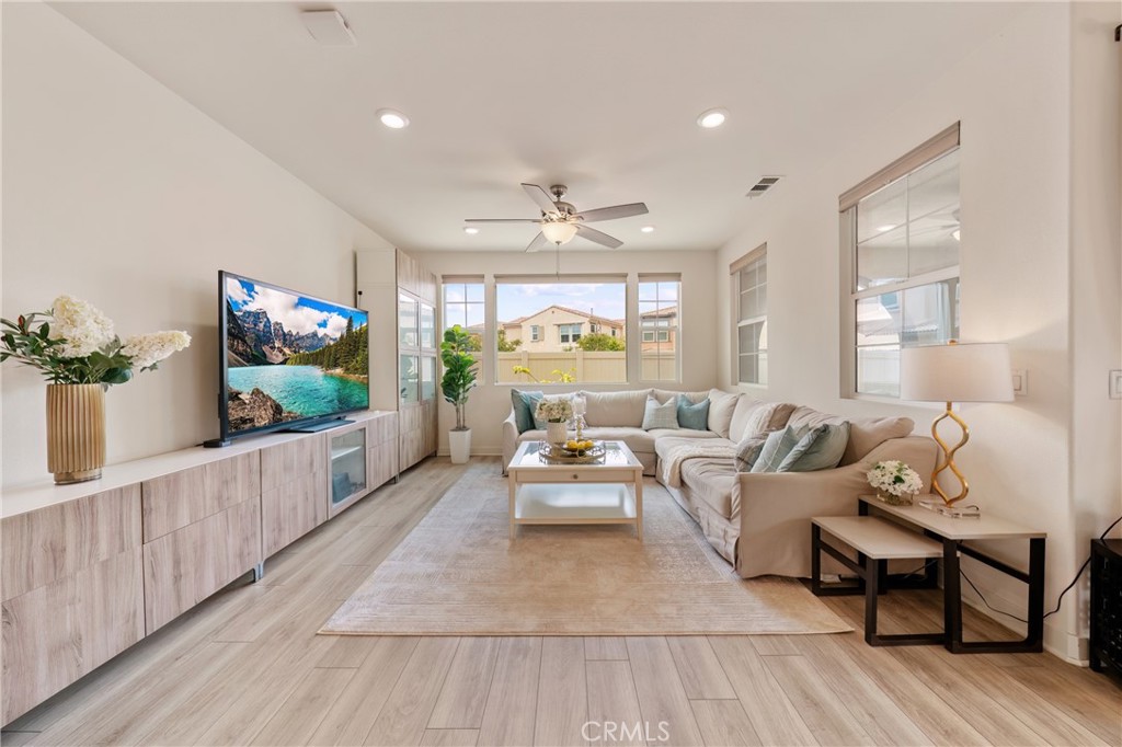 Residential in Covina 4