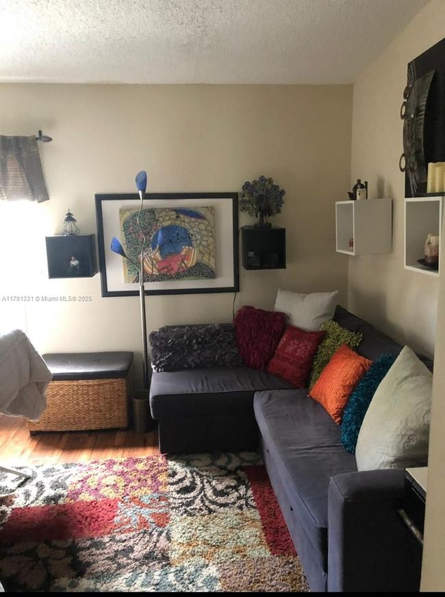 248 - 248 Majorca Ave, Townhouse with 2 bedrooms, 3 bathrooms and null parking in Coral Gables FL | Image 11
