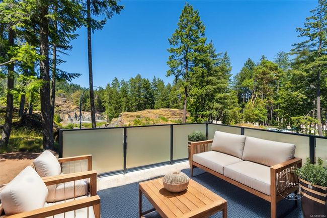 109 - 1217 Manzanita Pl, House other with 4 bedrooms, 4 bathrooms and 4 parking in Nanaimo BC | Image 13