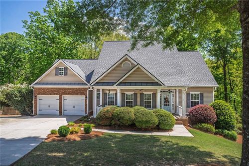 1259 Woodmere Dr, Loganville, GA, 30052-8638 | Card Image