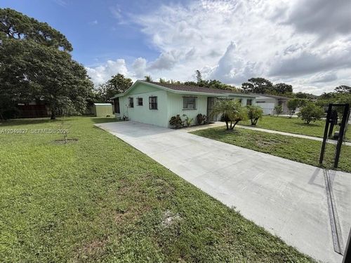 3851 Nw 210th Ter, Miami Gardens, FL, 33055-1153 | Card Image