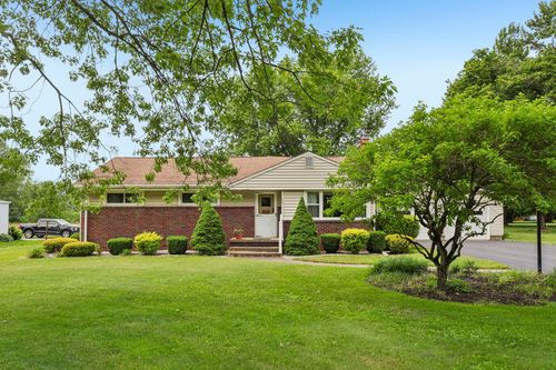 25 George Junior Rd, Grove City, PA, 16127-4217 | Card Image