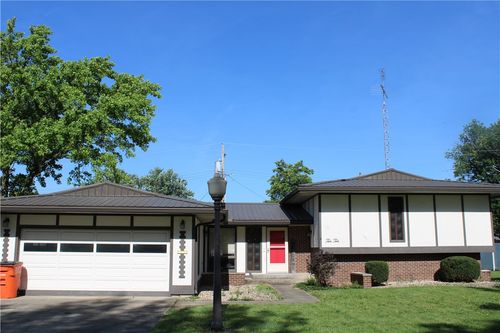 1010 E Northland Dr, Shelbyville, IL, 62565-1036 | Card Image