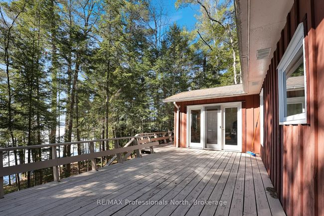 6547 Kennisis Lake Rd, House other with 3 bedrooms, 1 bathrooms and 3 parking in Haliburton ON | Image 5