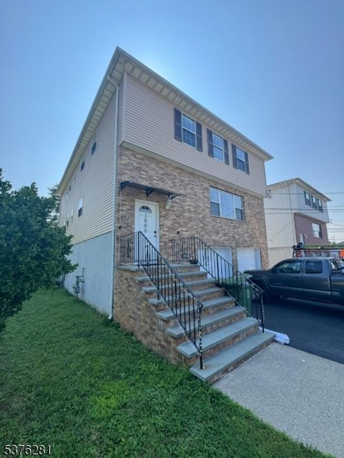 1-1009 Walnut St, Roselle, NJ, 07203-2021 | Card Image