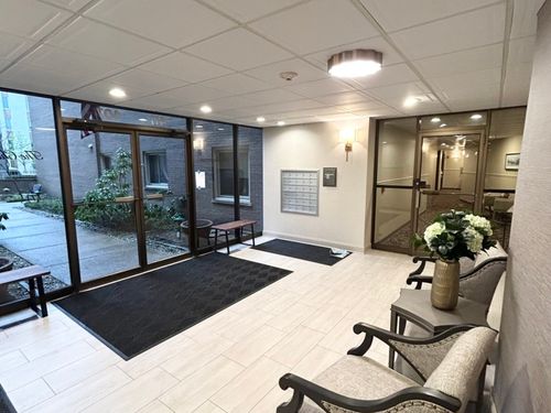 apt-3g-407 Ashland Ave, River Forest, IL, 60305-1849 | Card Image