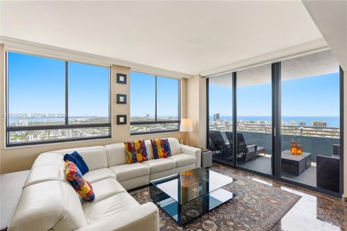ph05-1330 West Ave, Miami Beach, FL, 33139 | Card Image