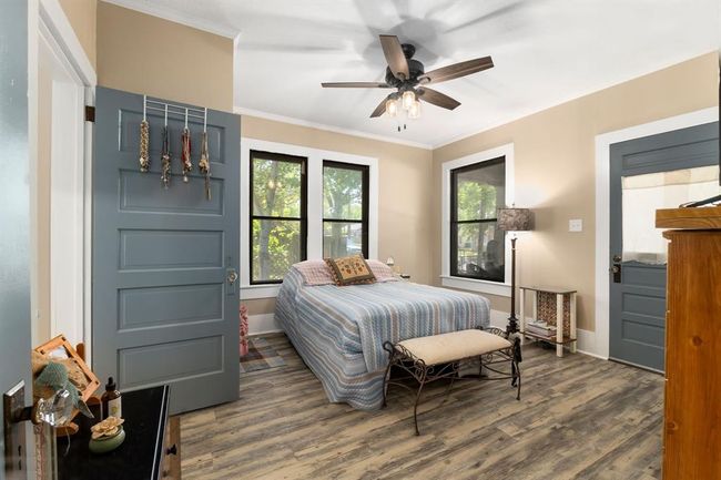 1501 S Austin St, House other with 2 bedrooms, 2 bathrooms and 2 parking in Brenham TX | Image 16