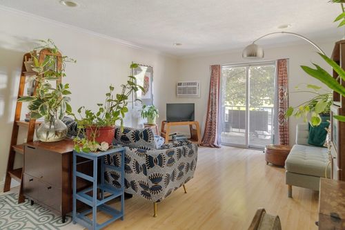 6-70 Warren Ave, Chelsea, MA, 02150-2134 | Card Image