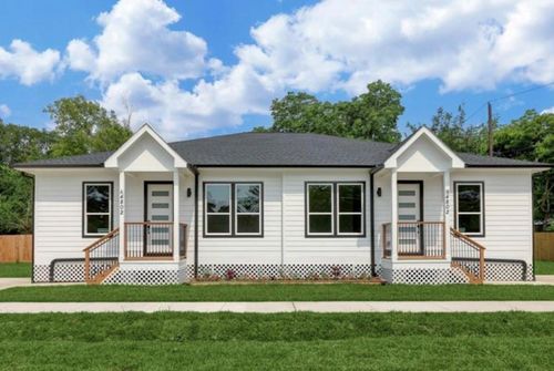 a-4802 Angleton St, Houston, TX, 77033-3820 | Card Image