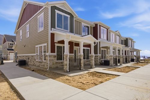 3130 N 1675 E, Layton, UT, 84040-6670 | Card Image