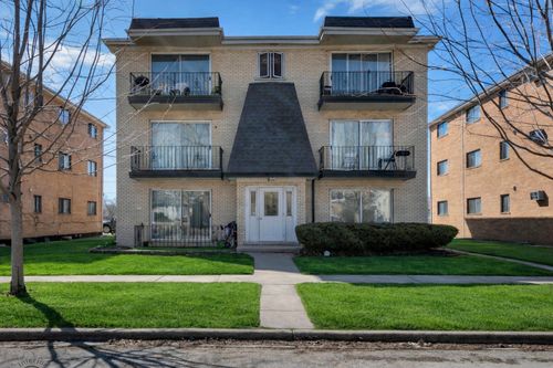 301-6135 Marshall Ave, Chicago Ridge, IL, 60415-1634 | Card Image