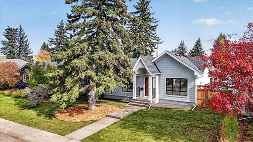 60 Governor Dr Sw, Calgary, AB, T3E4Y9 | Card Image