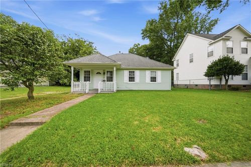 1419 W 40th St, Norfolk, VA, 23508-2237 | Card Image