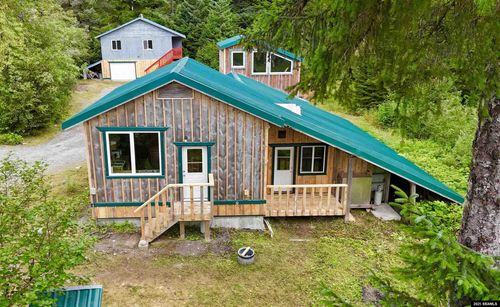 623,627,631 Ridge Road, Yakutat, AK, 99689 | Card Image