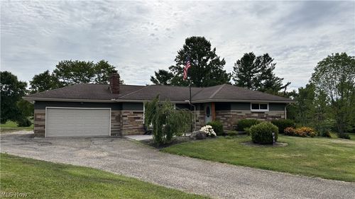 11784 Chamberlain Rd, Aurora, OH, 44202-9735 | Card Image