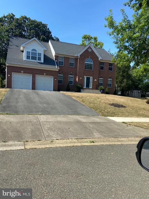 Autumn Lake Way, Fort Washington, MD 20744