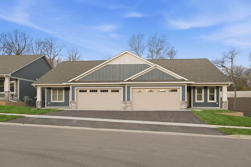 2793 Thompson Dr, River Falls, WI, 54022-8808 | Card Image