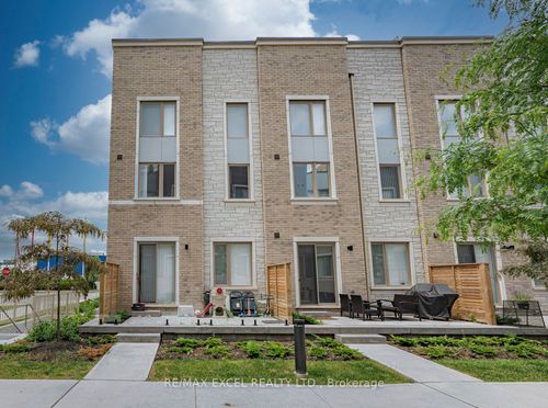 3 Mable Smith Way, Concord, ON, L4K0N7 | Card Image