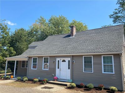 394 Arnold Road, House other with 5 bedrooms, 2 bathrooms and 7 parking in Coventry RI | Image 3