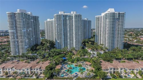 406-21150 Point Pl, Aventura, FL, 33180 | Card Image