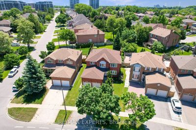 118 Valleymede Dr, House other with 4 bedrooms, 4 bathrooms and 4 parking in Richmond Hill ON | Image 3