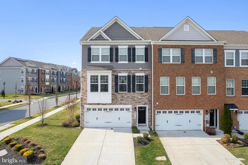 9715 Summerton Dr, MITCHELLVILLE, MD, 20721-2395 | Card Image