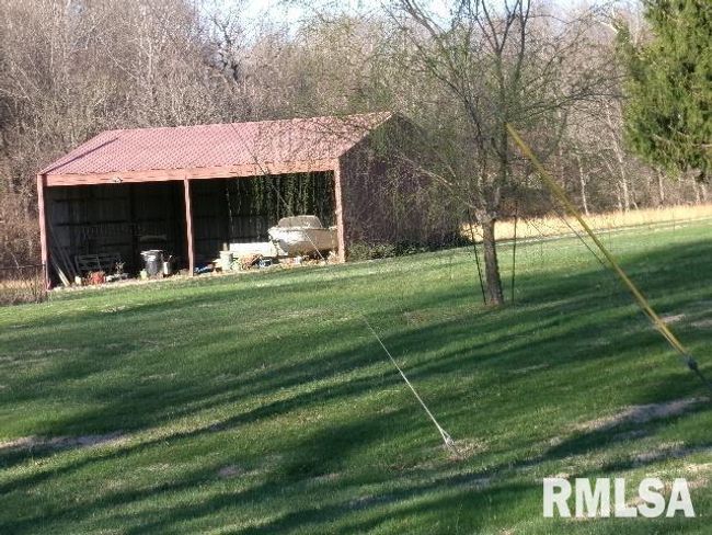 2225 Route 34, House other with 4 bedrooms, 2 bathrooms and null parking in Rosiclare IL | Image 26