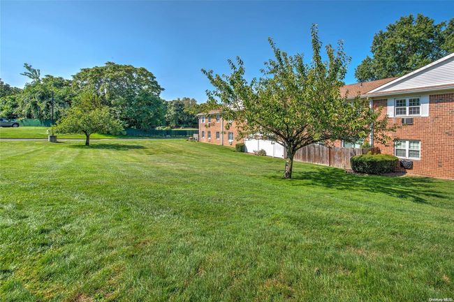 APT-27F - 460 Old Town Rd, Home with 1 bedrooms, 1 bathrooms and null parking in Port Jefferson Station NY | Image 19