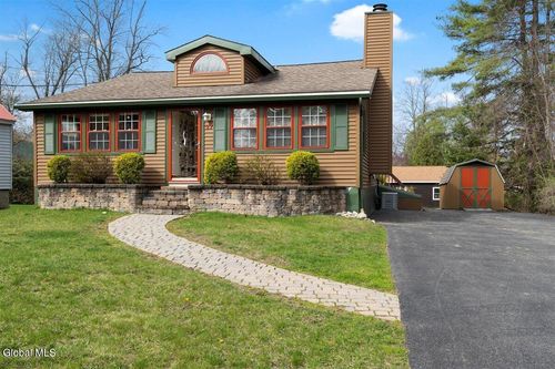 27 Holly Ln, Lake George, NY, 12845-5123 | Card Image