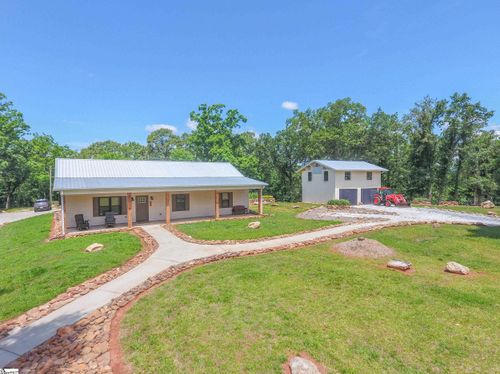 303 N Norris Dr, Norris, SC, 29667-9733 | Card Image