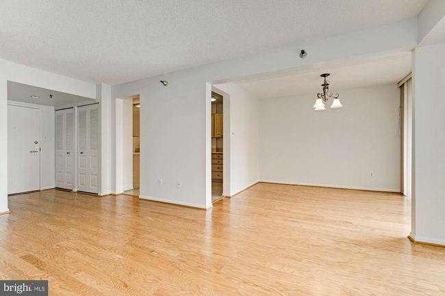 APT-303 - 7401 Westlake Ter, Condo with 1 bedrooms, 1 bathrooms and null parking in BETHESDA MD | Image 7