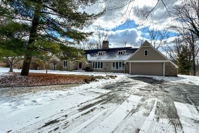 4717 Mohican Ln, House other with 5 bedrooms, 5 bathrooms and null parking in Okemos MI | Image 49