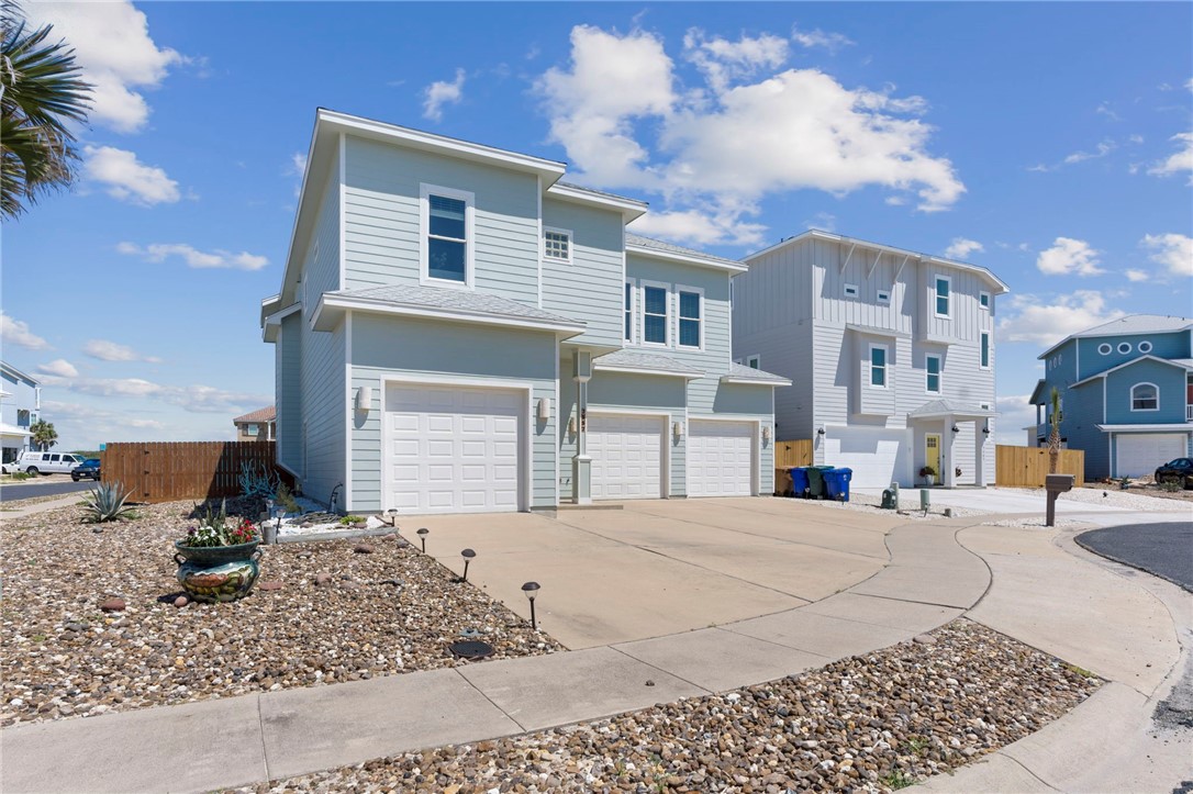 Welkan Cv, Port Aransas, TX 78373