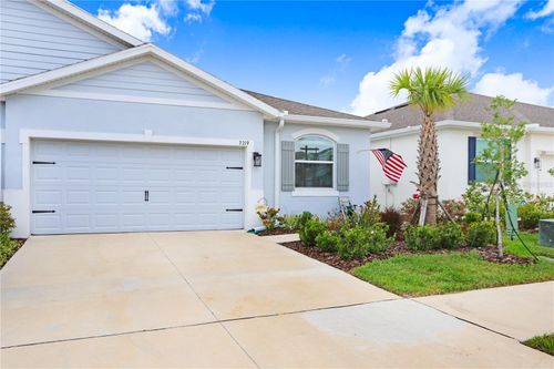 3719 Stormy Thistle Pl, PLANT CITY, FL, 33565-2252 | Card Image