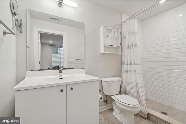 UNIT-402 - 4217 Chestnut St, Condo with 2 bedrooms, 2 bathrooms and null parking in PHILADELPHIA PA | Image 13