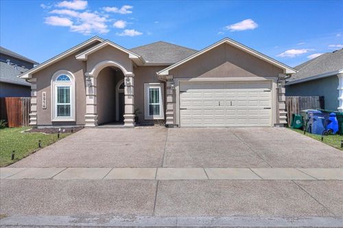 6514 Paddington Dr, Corpus Christi, TX, 78414-4433 | Card Image