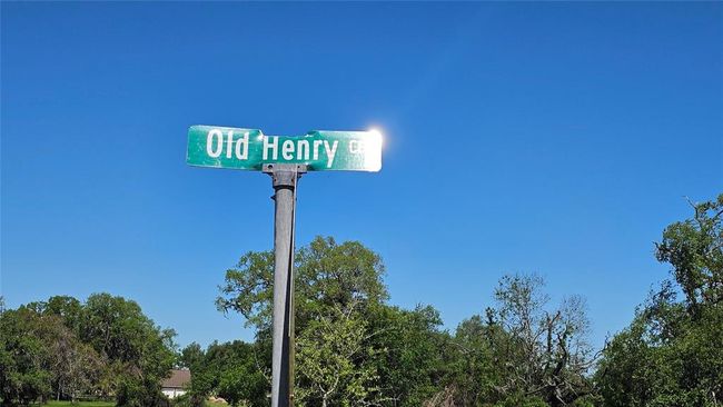 1601 Old Henry Ct, Home with 0 bedrooms, 0 bathrooms and null parking in Angleton TX | Image 5