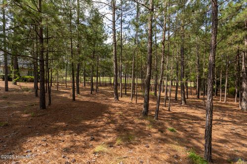 41 Glasgow Dr, Pinehurst, NC, 28374-8889 | Card Image