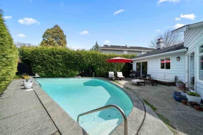 10657 Bonavista Place, House other with 3 bedrooms, 2 bathrooms and 2 parking in Richmond BC | Image 26